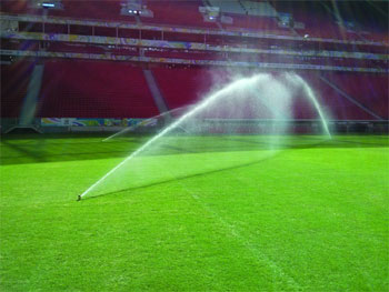 arrosage terrain de foot